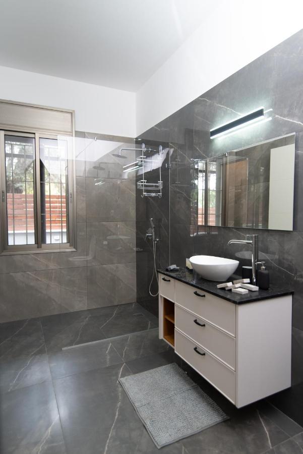 Golden Suite Haifa Buitenkant foto