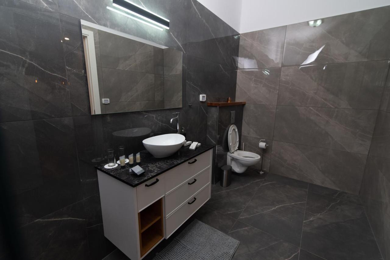 Golden Suite Haifa Buitenkant foto